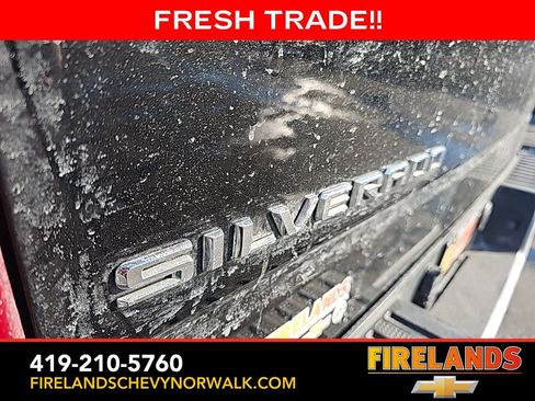 Used 2022 Chevrolet Silverado 1500 LT w/ Z71 Off-Road Package image 23