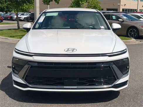 New 2025 Hyundai Sonata SEL image 9