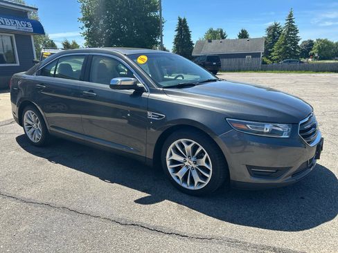 Used 2016 Ford Taurus Limited FWD image 5