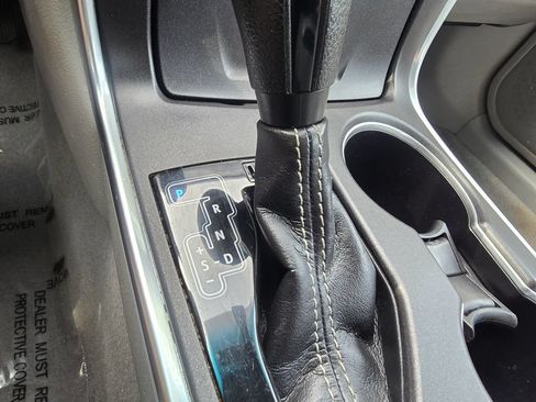 Used 2016 Toyota Camry LE FWD image 24