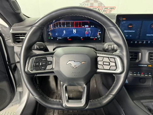 Used 2024 Ford Mustang GT RWD image 12