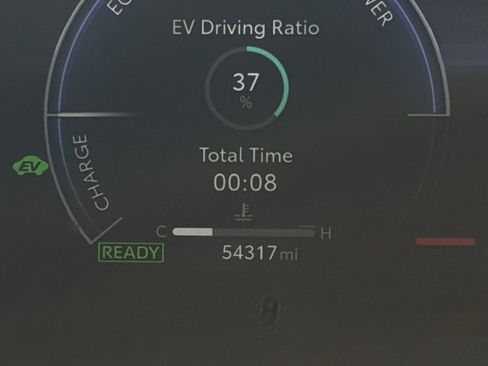 Used 2025 Toyota Camry XSE w/ Premium Package image 12