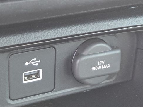 Used 2025 Honda CR-V LX image 5