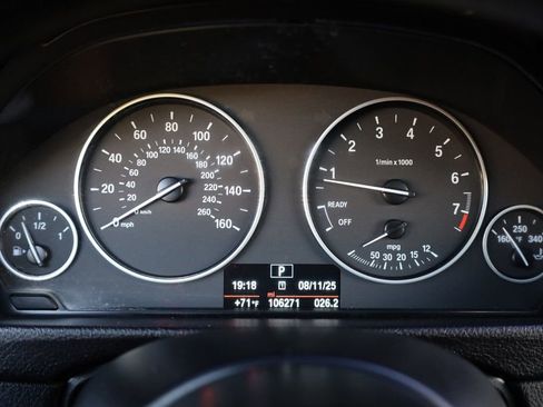 Used 2016 BMW 320i Sedan image 39