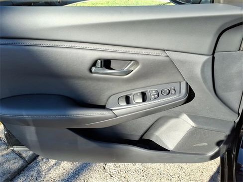 New 2025 Nissan Sentra S image 6