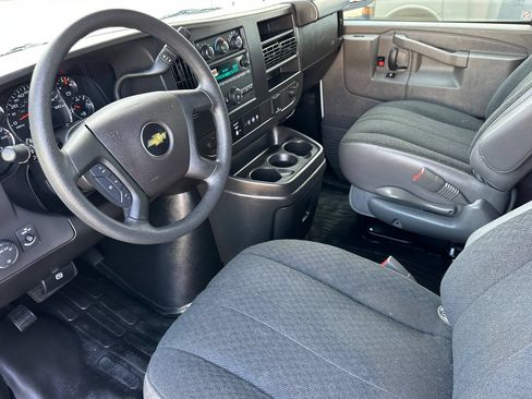 Used 2025 Chevrolet Express 2500 w/ Driver Convenience Package RWD image 10