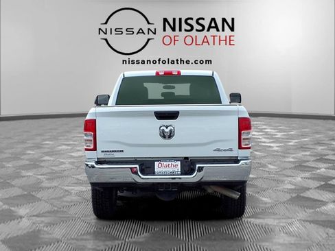 Used 2024 RAM 2500 Big Horn AWD/4WD image 27