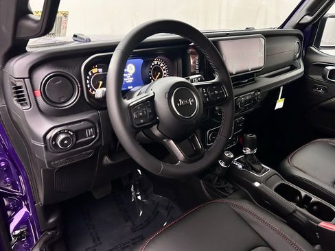 New 2026 Jeep Wrangler Unlimited Rubicon AWD/4WD image 11