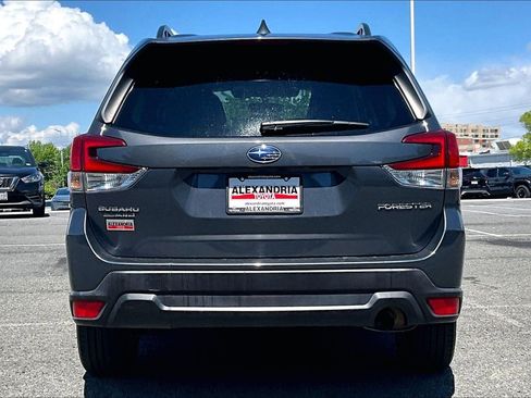 Used 2023 Subaru Forester Premium AWD/4WD image 4