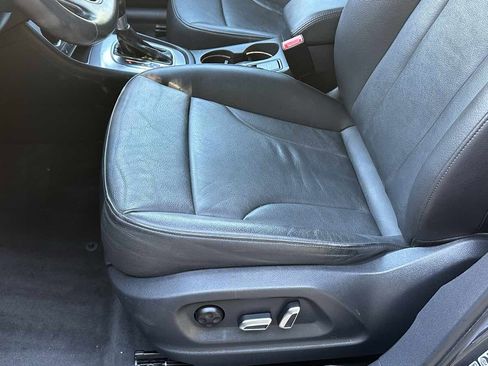 Used 2018 Audi Q3 2.0T Premium w/ Convenience Package FWD image 23