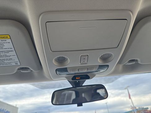 Used 2022 Ford EcoSport SE w/ SE Convenience Package image 20