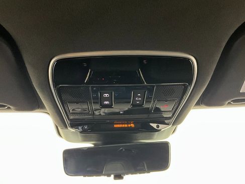 Used 2025 Land Rover Range Rover Sport SV Edition Two image 16