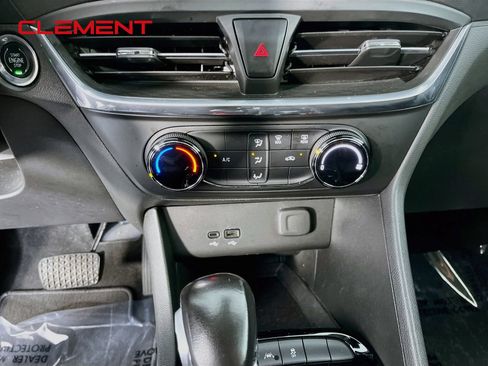 Used 2024 Buick Encore GX Preferred FWD image 20