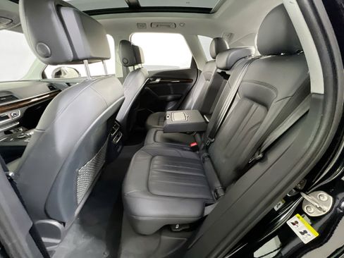 Used 2018 Audi Q5 2.0T Premium image 24