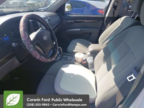 Used 2012 Hyundai Santa Fe GLS AWD/4WD image 10