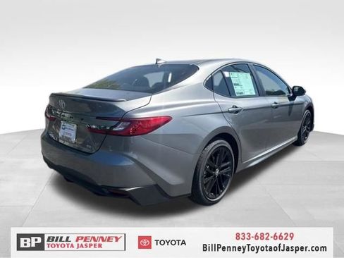 New 2026 Toyota Camry SE FWD image 5