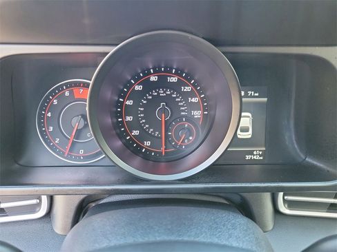 Certified 2023 Hyundai Elantra SEL image 26