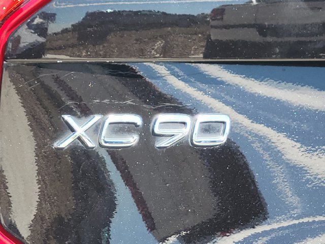 Used 2021 Volvo XC90 T6 Momentum AWD/4WD image 17