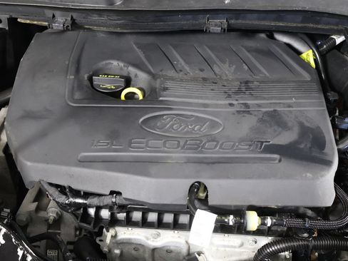 Used 2019 Ford Escape SEL AWD/4WD image 13