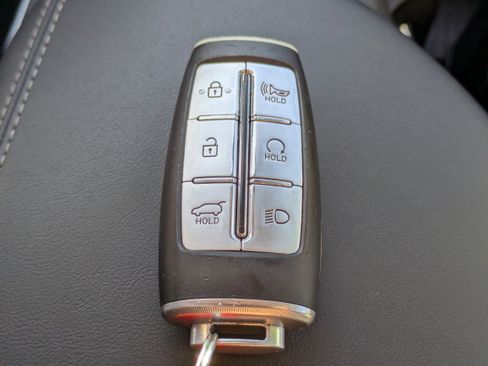 Used 2025 Genesis GV70 2.5T image 35