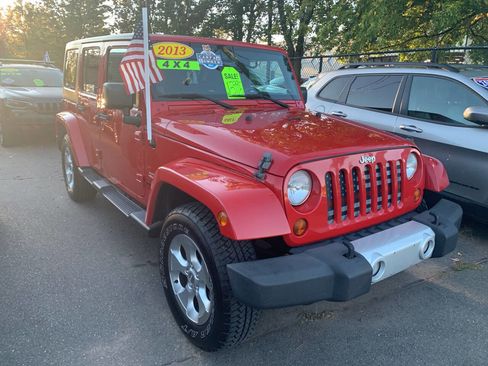 Used 2013 Jeep Wrangler Unlimited Sahara w/ Connectivity Group image 1