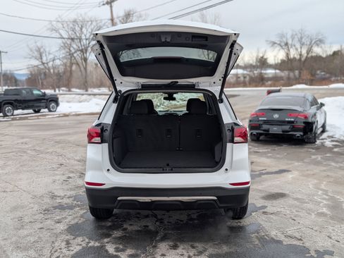 Used 2022 Chevrolet Equinox LT image 38