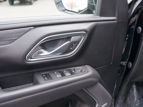 Used 2023 GMC Yukon SLT image 11