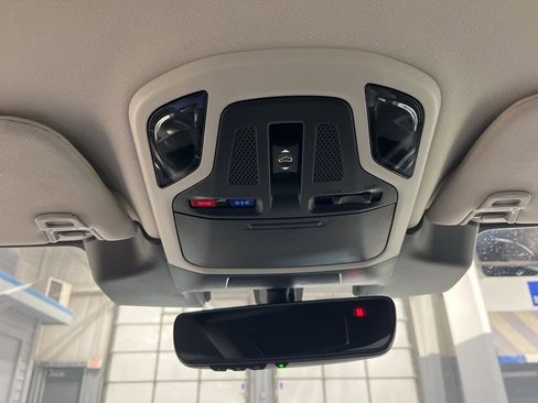 Used 2025 Subaru Legacy Limited image 30