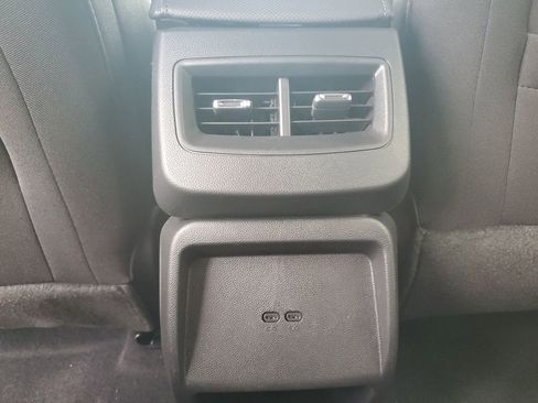 New 2026 Chevrolet Equinox EV LT image 11