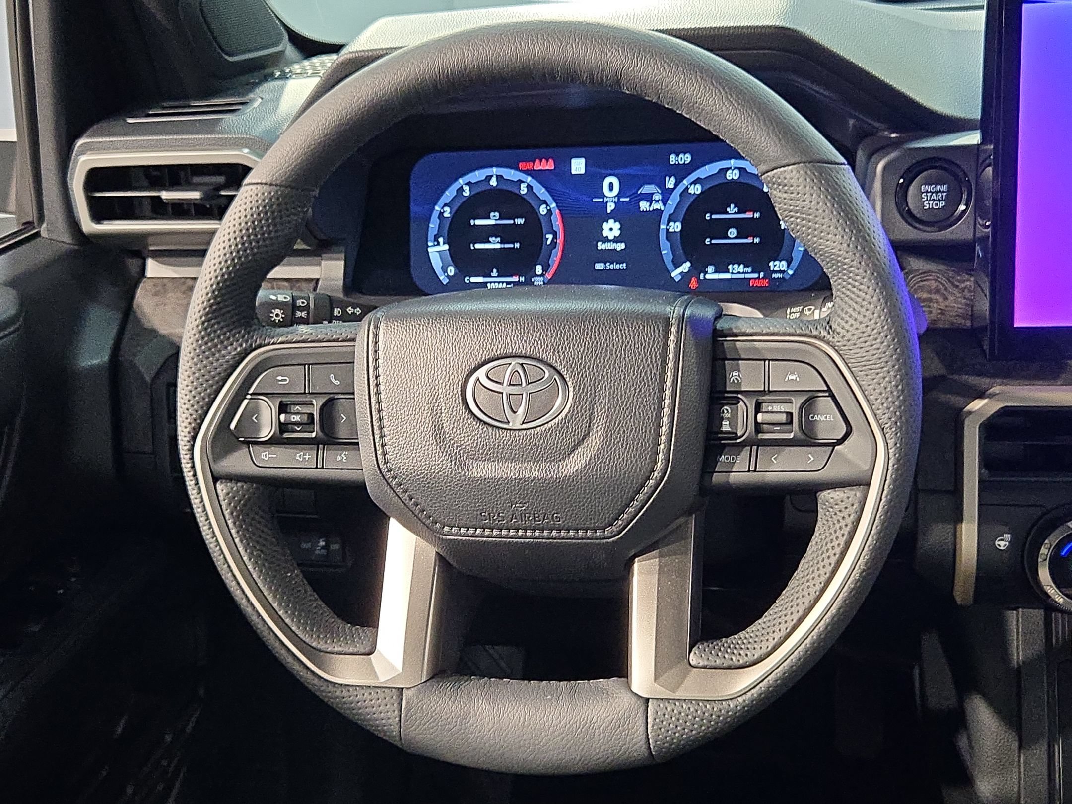 Certified 2026 Toyota Tacoma Limited AWD/4WD image 27