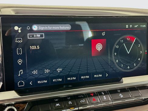 Used 2023 GMC Sierra 1500 SLT image 19