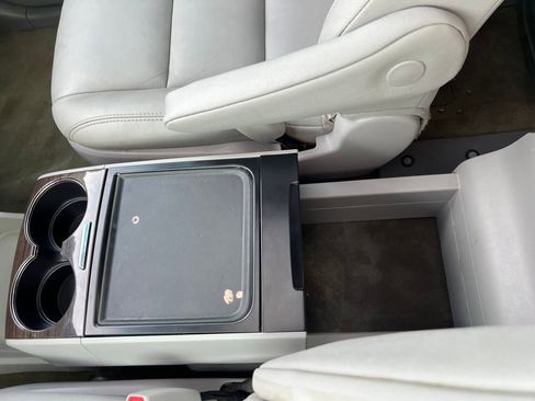 Used 2017 Toyota Sienna XLE image 26