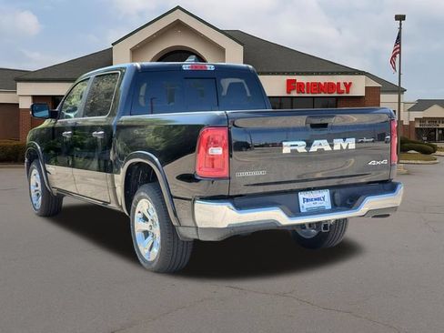 Used 2026 RAM 1500 Big Horn AWD/4WD image 4