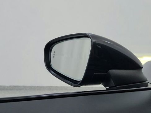 Used 2020 Porsche Taycan Turbo image 19