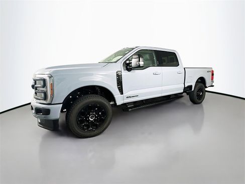 New 2026 Ford F250 Lariat w/ Black Appearance Package image 3