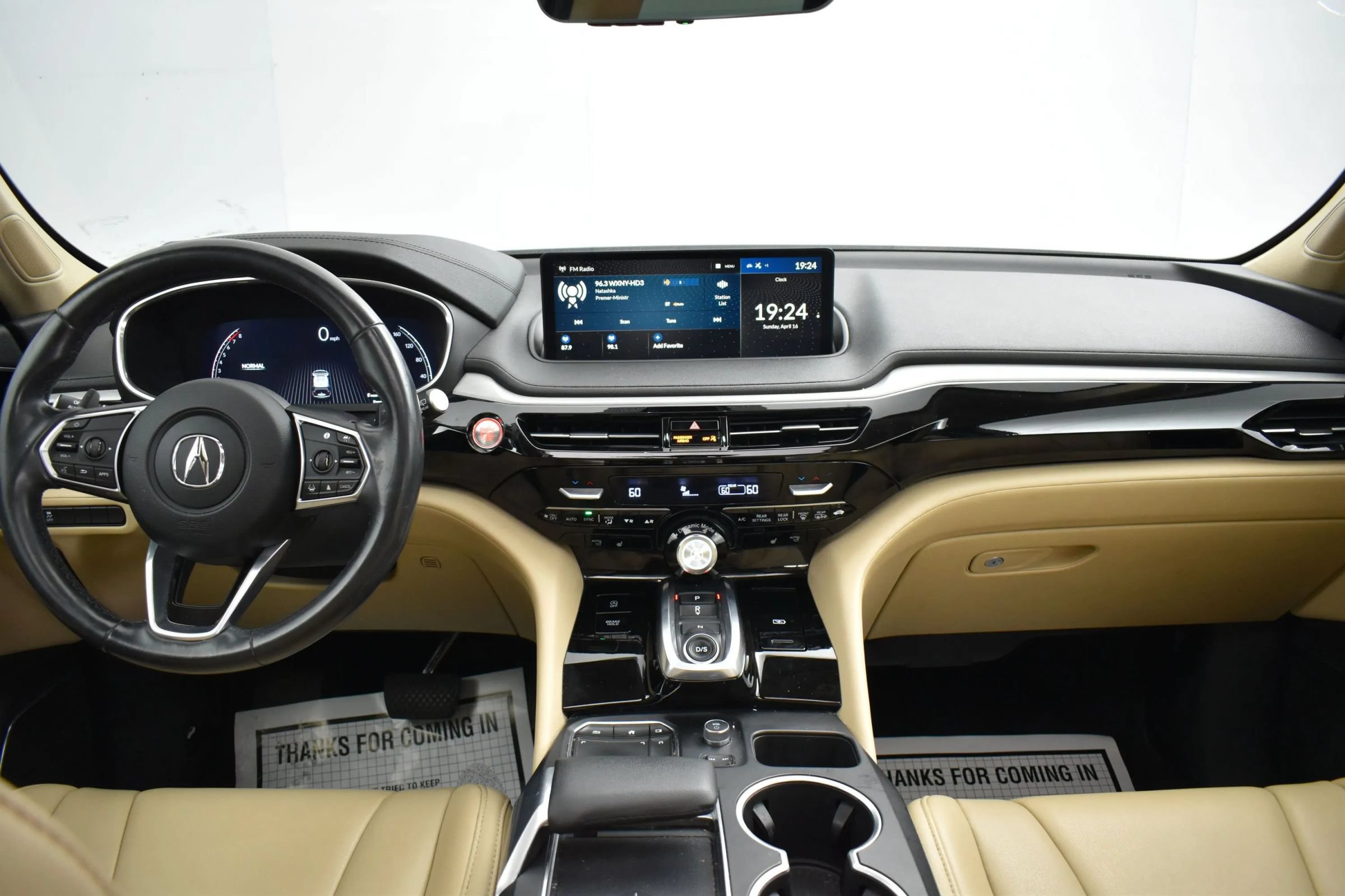 Used 2023 Acura MDX SH-AWD image 19