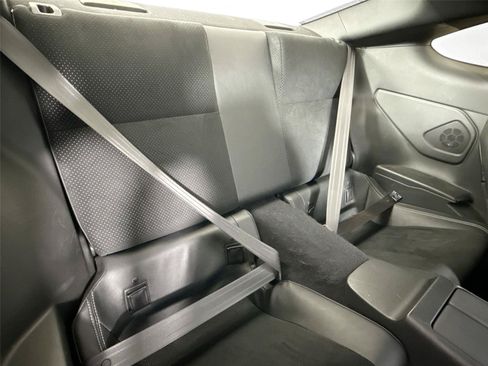 Used 2023 Toyota GR86 Premium RWD image 36