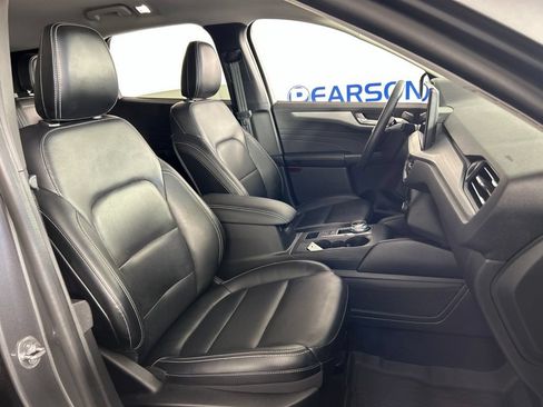 Used 2023 Ford Escape Platinum AWD/4WD image 30