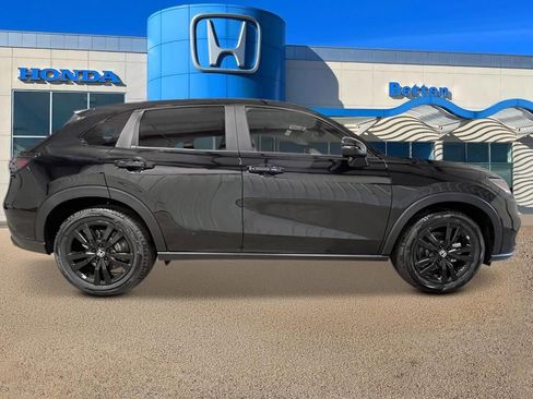 New 2026 Honda HR-V Sport image 8