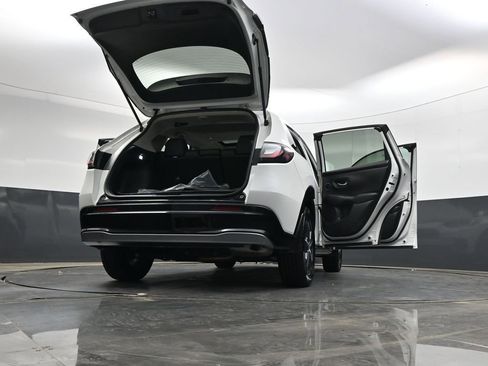 Certified 2023 Honda HR-V EX-L image 38