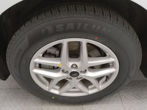 Used 2023 Ford Edge SEL image 31