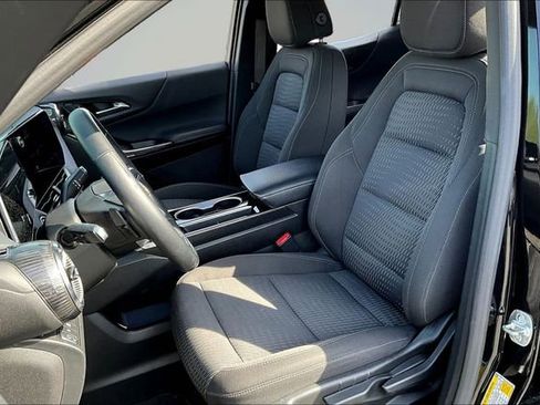 Used 2025 Chevrolet Equinox LT image 21