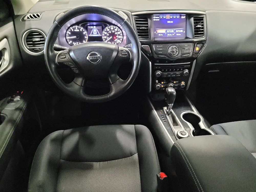 Used 2017 Nissan Pathfinder SV AWD/4WD image 22