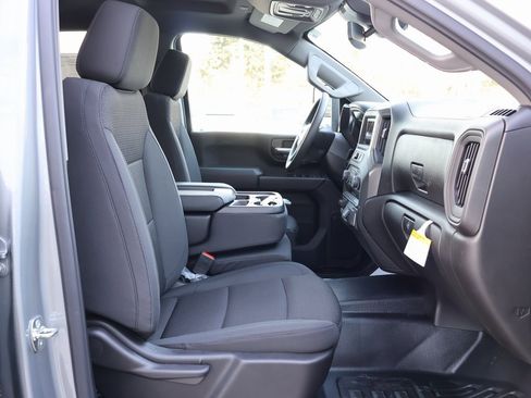 New 2026 Chevrolet Silverado 3500 W/T image 40