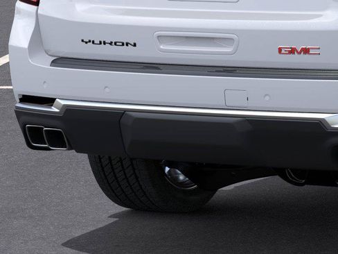New 2026 GMC Yukon Denali w/ Denali Reserve Package AWD/4WD image 14