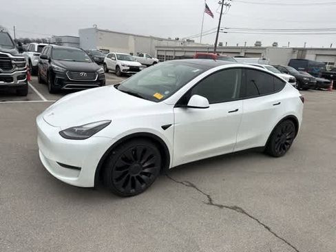 Used 2021 Tesla Model Y Performance image 12