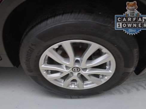 Used 2020 Nissan Rogue SV AWD/4WD image 18