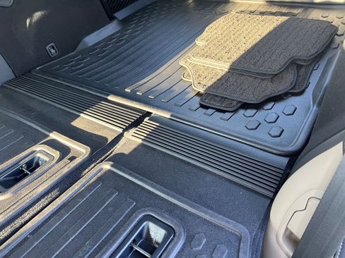 Certified 2023 Subaru Outback Limited image 13