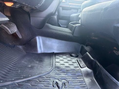Used 2022 RAM 2500 Big Horn w/ Level 1 Equipment Group AWD/4WD image 32