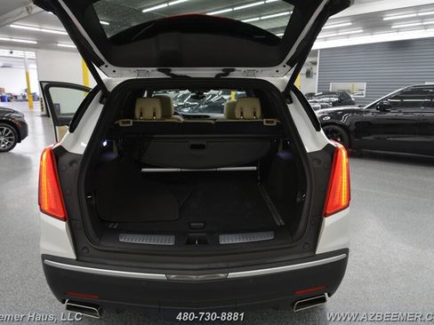 Used 2017 Cadillac XT5 Premium Luxury image 37